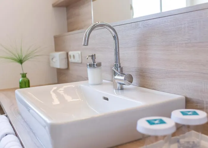 Lust Und Laune Am Worthersee Portschach am Woerthersee